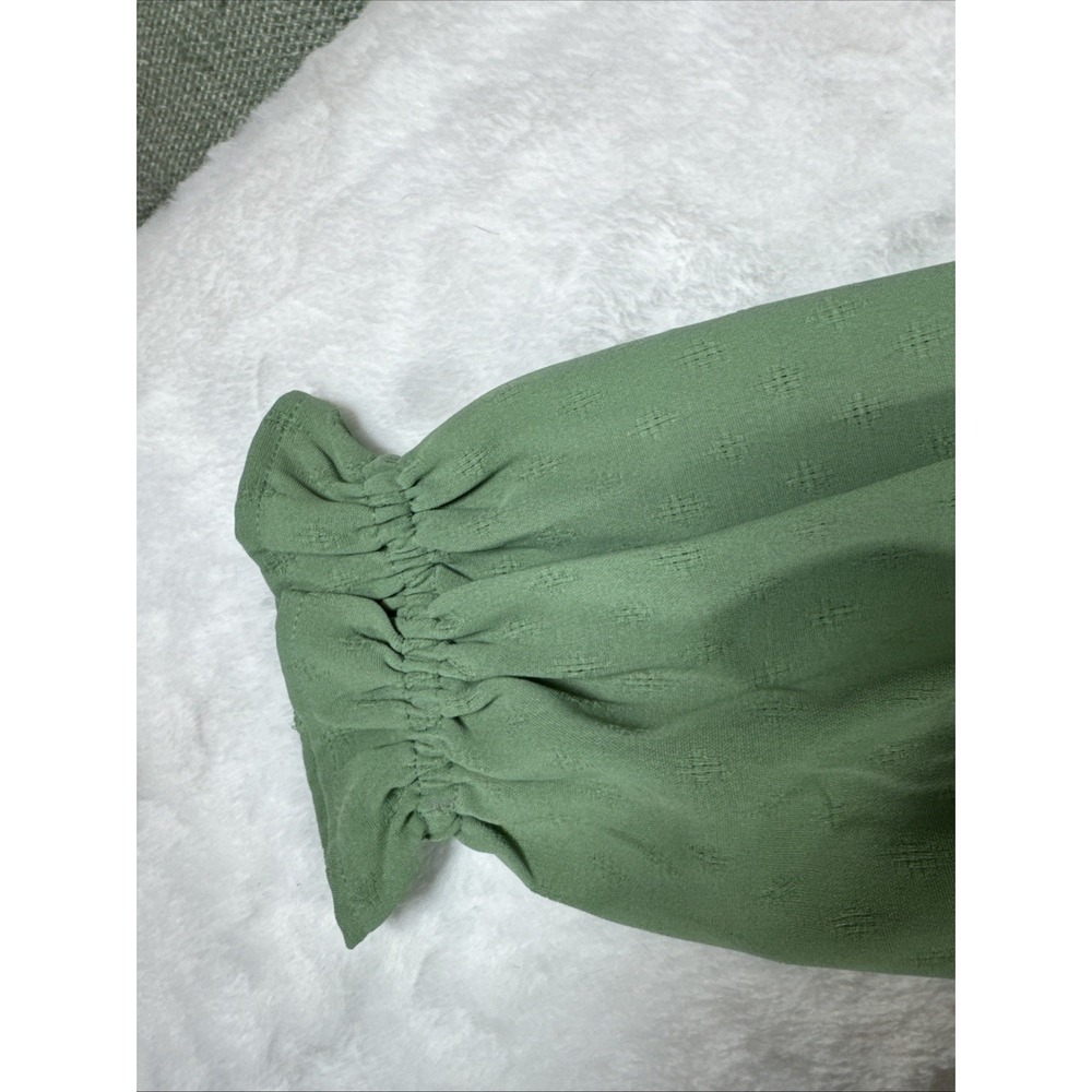 Jessica Simpson Womens XL Green Smocked Shoulder Textured Long Sleeve Blouse NWT - Picture 6 of 8